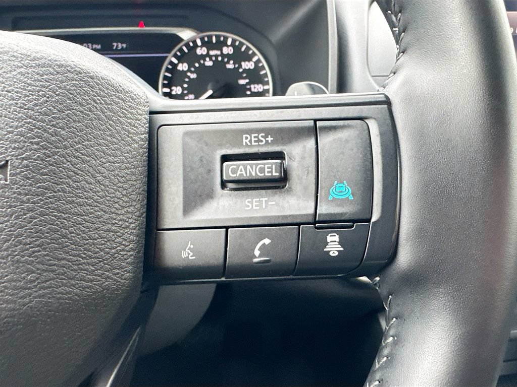 Certified 2025 Nissan Rogue SV FWD image 12