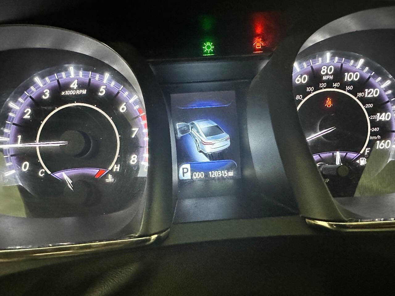 Used 2018 Toyota Avalon XLE image 23