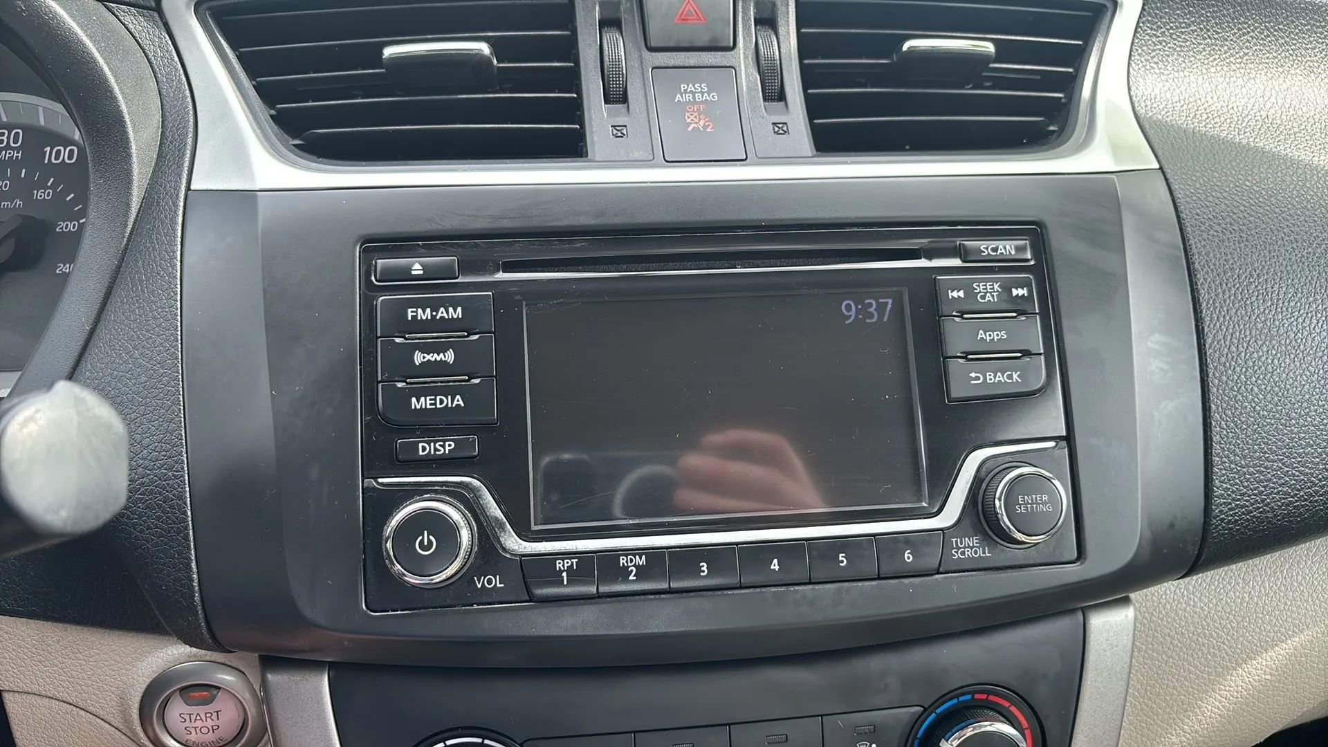 Used 2015 Nissan Sentra SV image 41