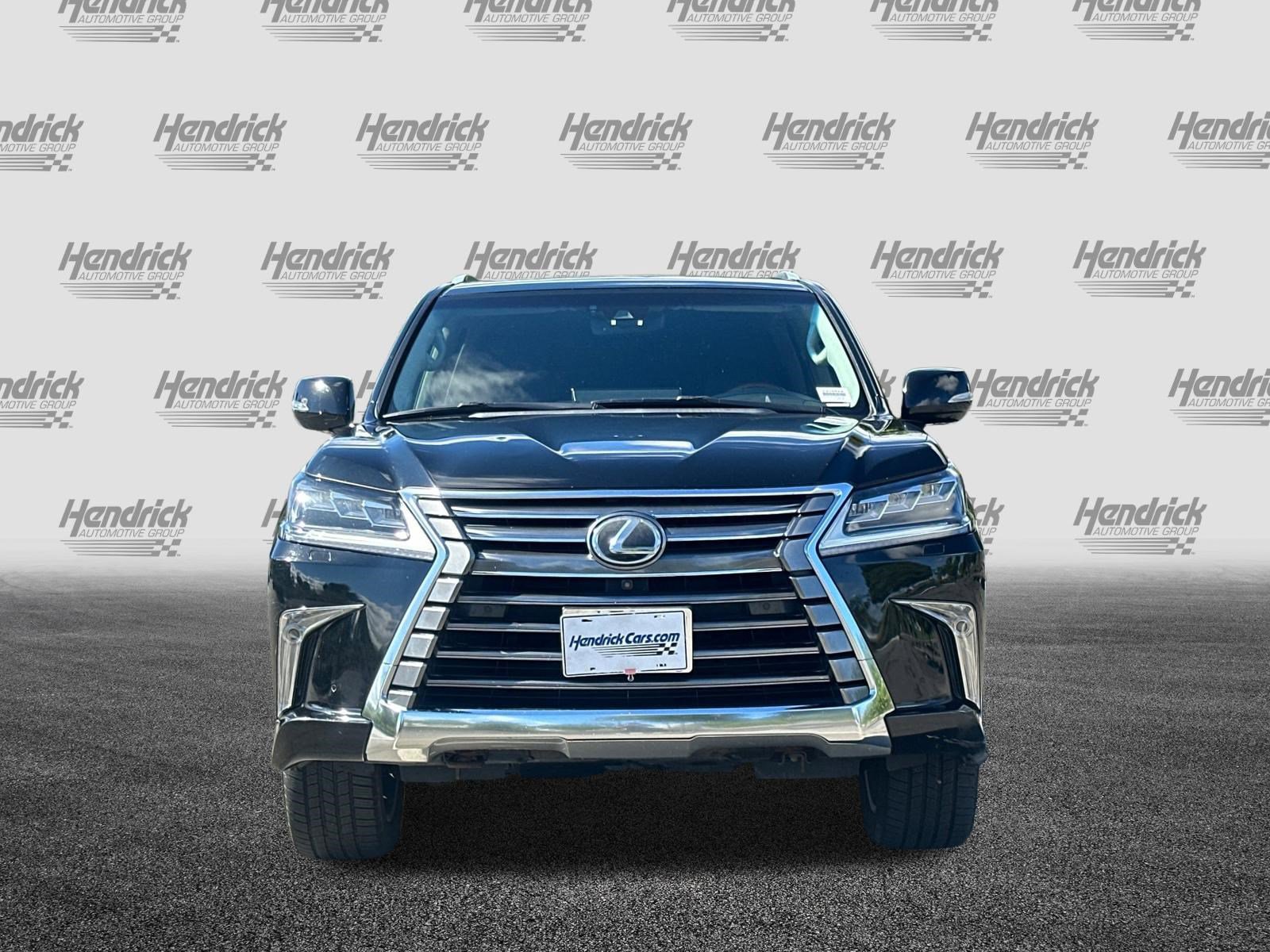 Used 2017 Lexus LX 570 4WD w/ Luxury Package image 10