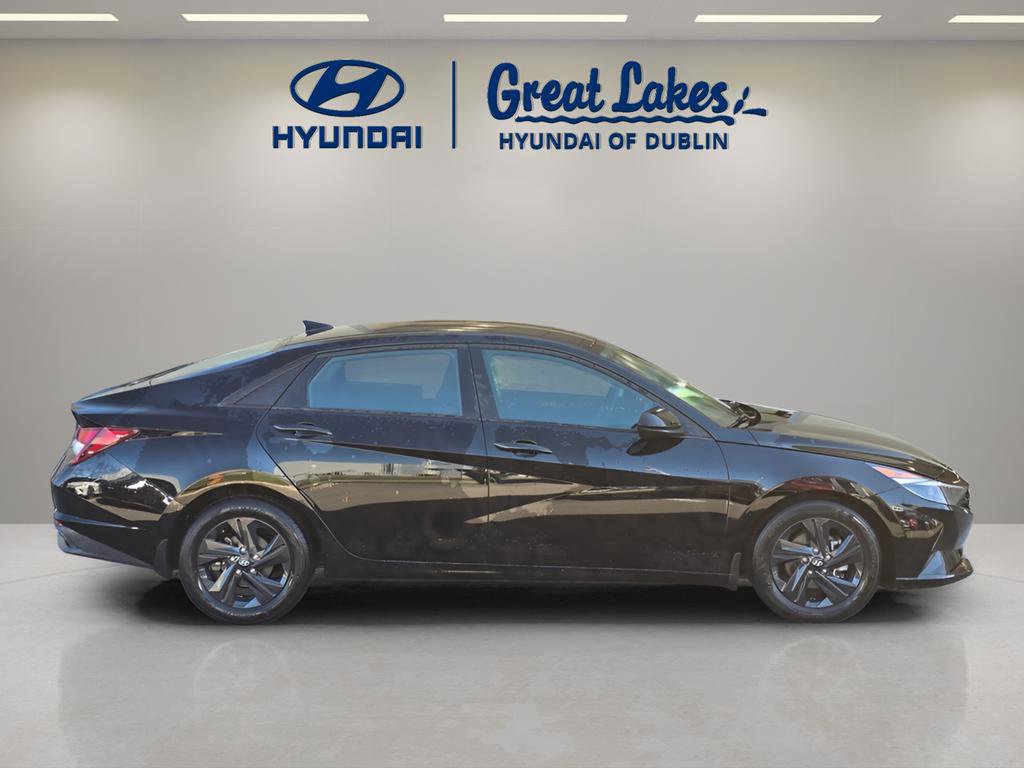 Certified 2022 Hyundai Elantra SEL image 6