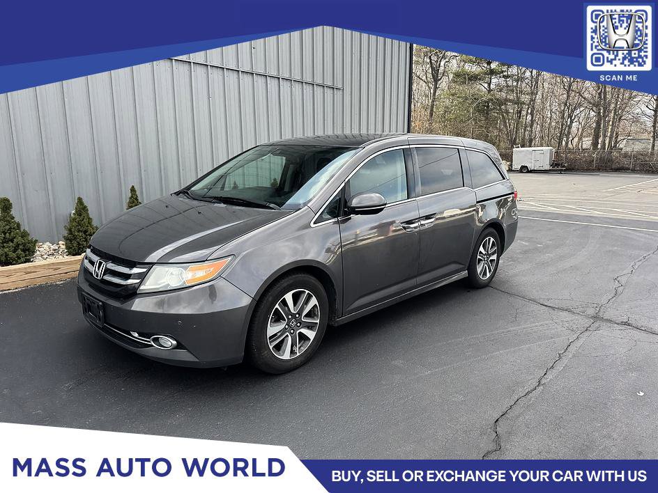 Used 2016 Honda Odyssey Touring Elite image 2