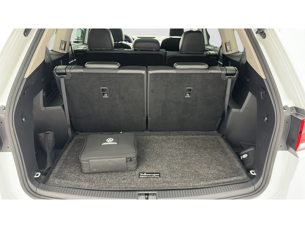 Used 2023 Volkswagen Atlas SEL AWD/4WD image 26