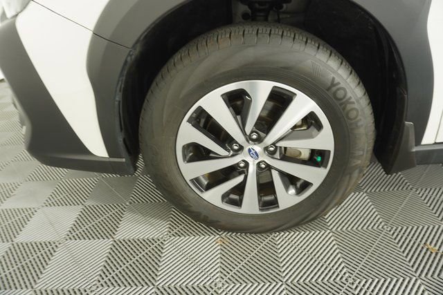 Certified 2025 Subaru Outback Premium w/ Popular Package #1A image 17