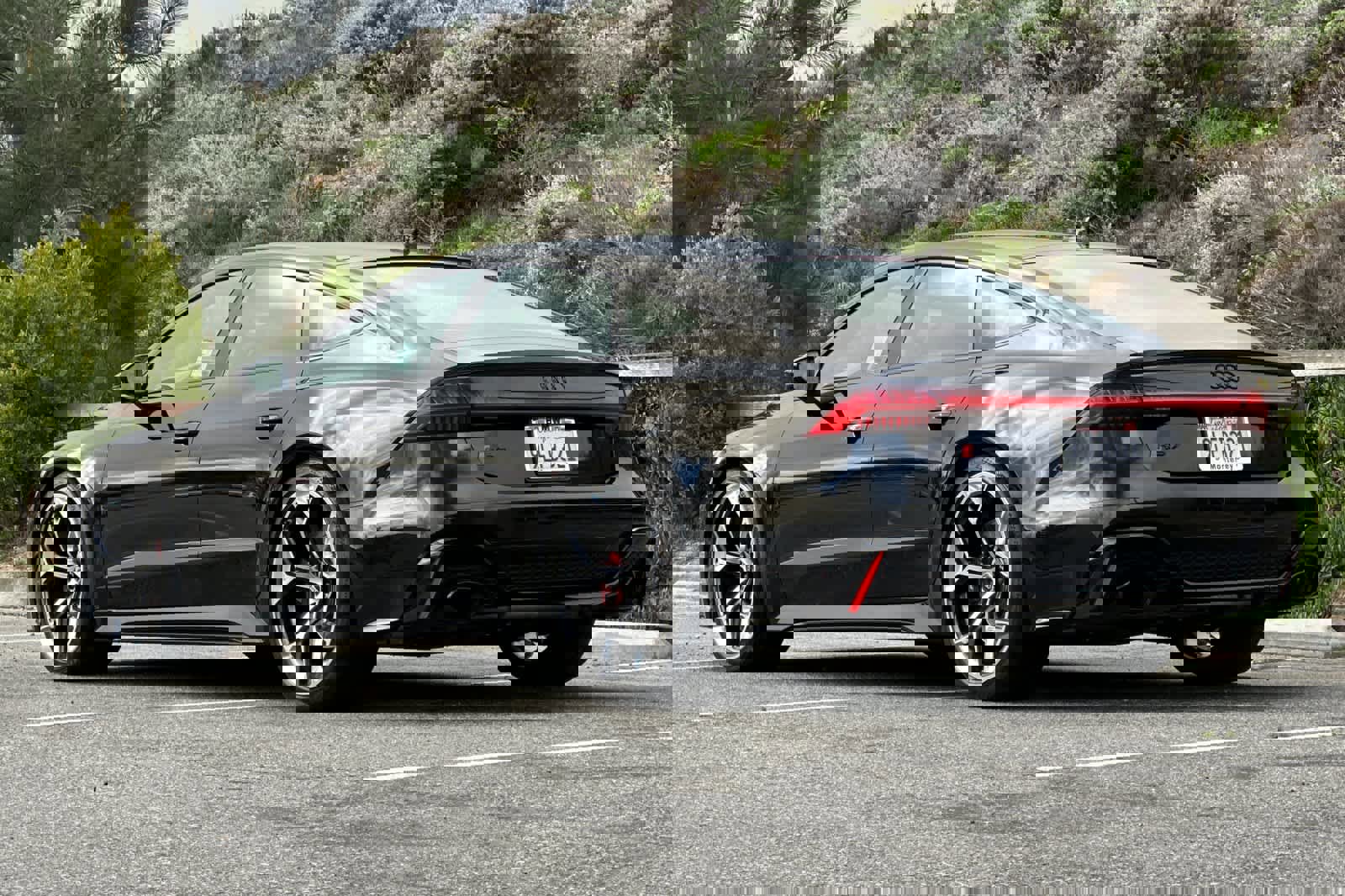 Used 2024 Audi RS 7 Performance w/ Black Optic Package image 7