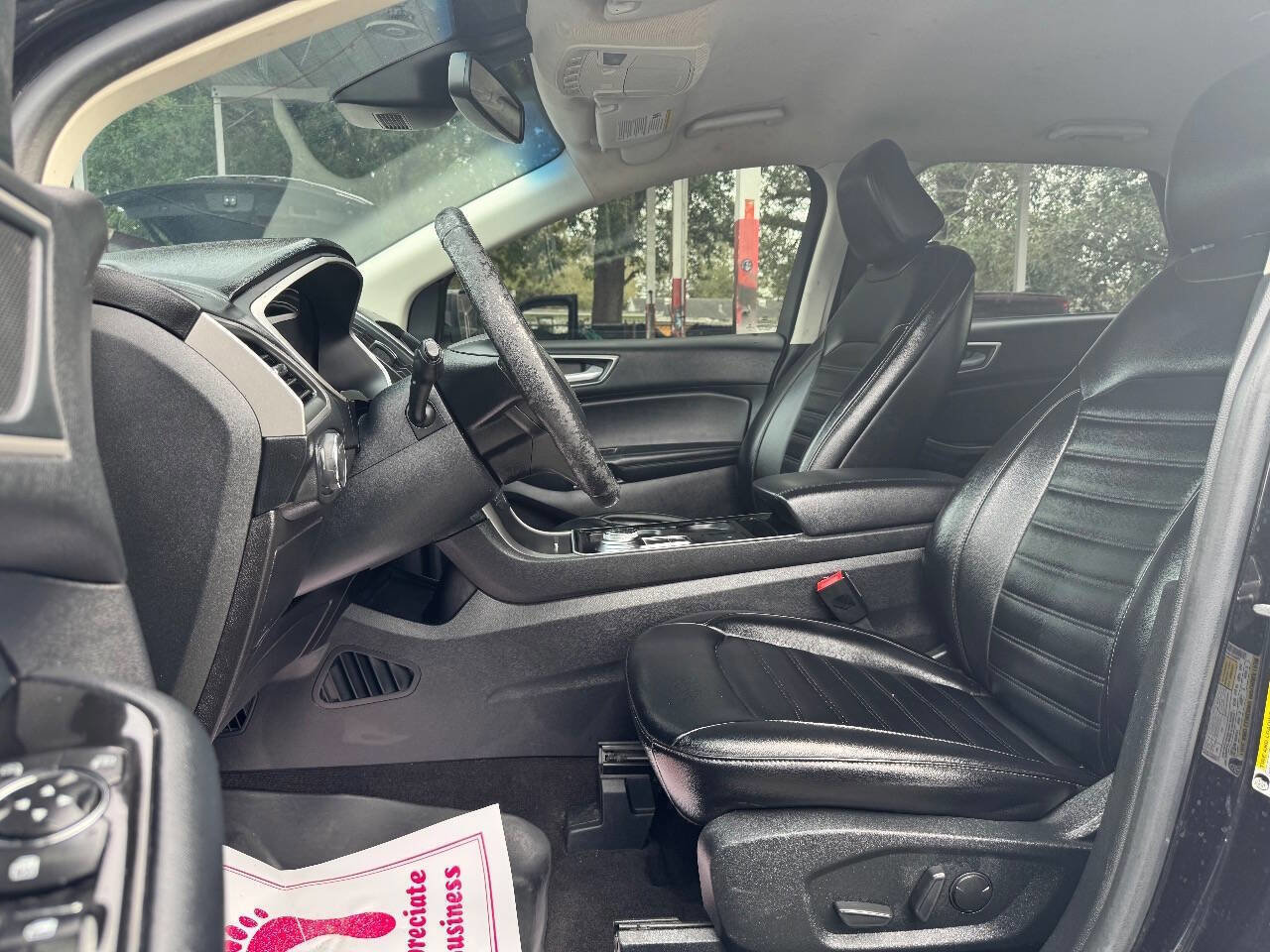 Used 2020 Ford Edge SEL image 6