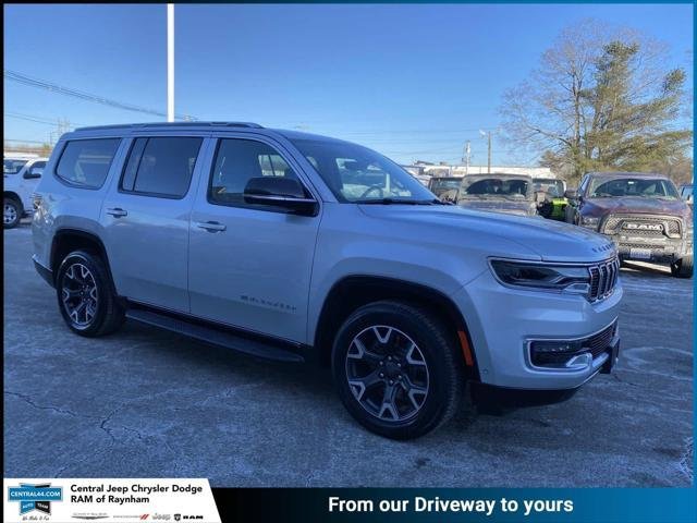 Used 2024 Jeep Wagoneer Series III AWD/4WD image 1