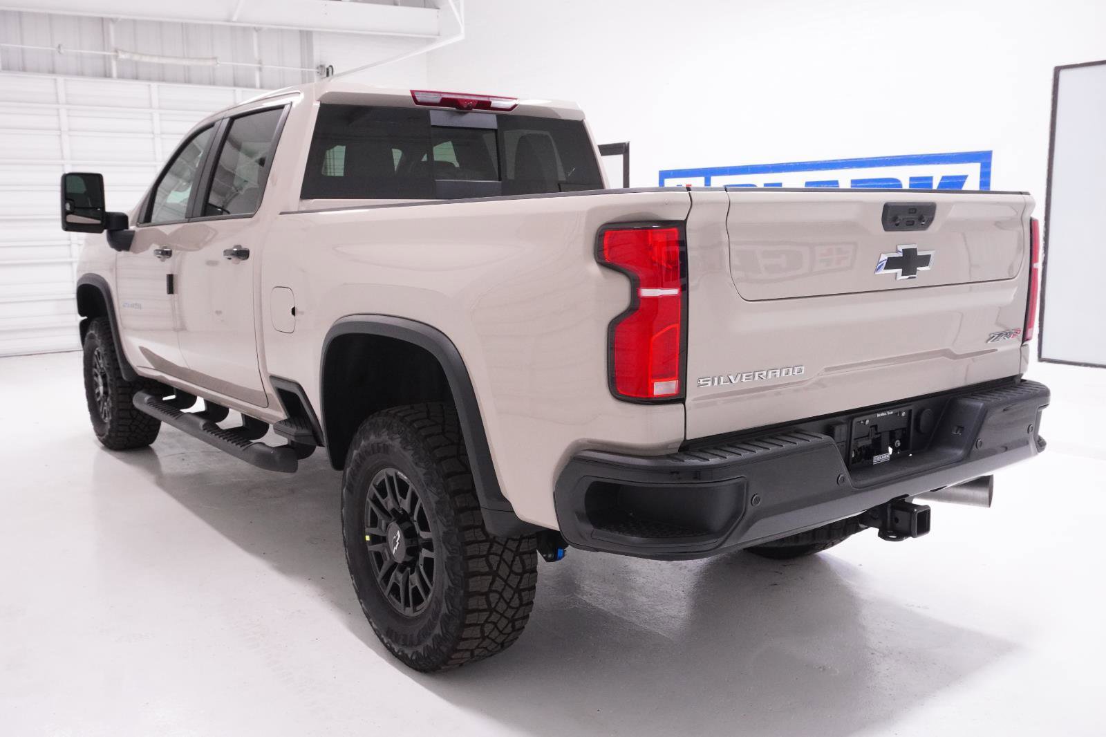 New 2026 Chevrolet Silverado 2500 ZR2 w/ LPO, Dark Essentials Package image 7