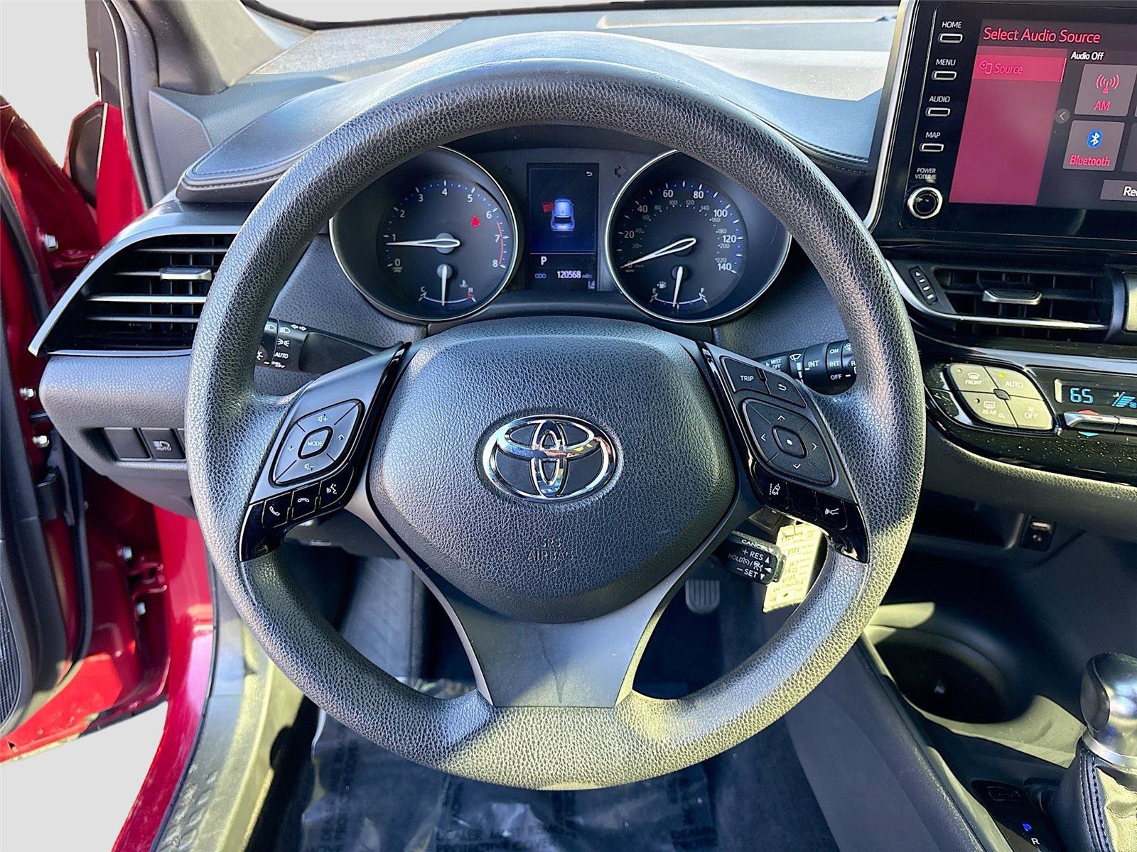 Used 2019 Toyota C-HR LE image 12