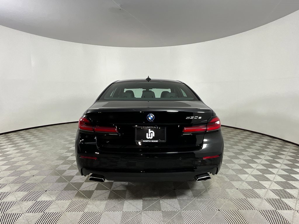 Used 2023 BMW 530e image 8