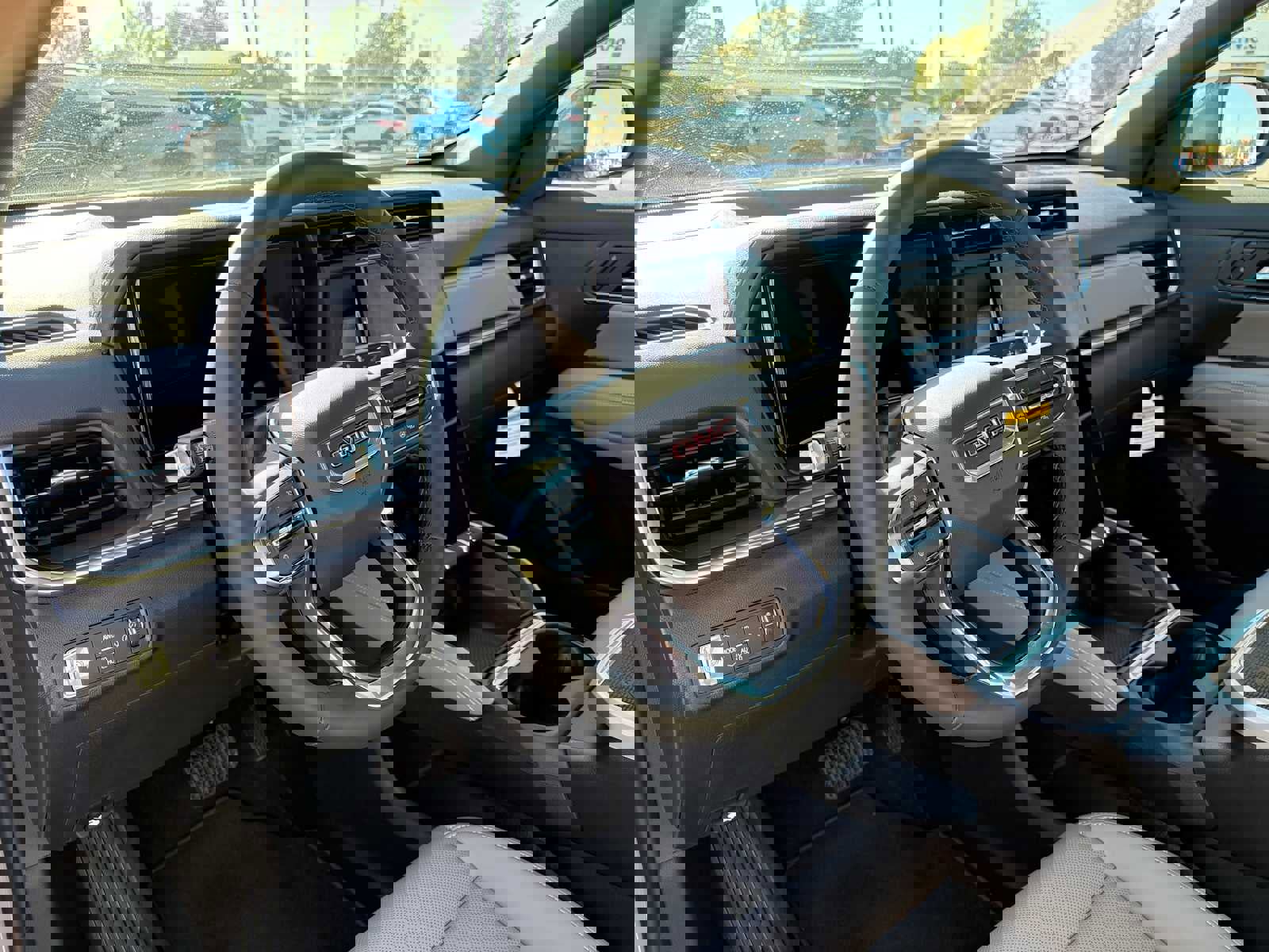 New 2026 GMC Terrain Elevation w/ Elevation Premium Package image 13