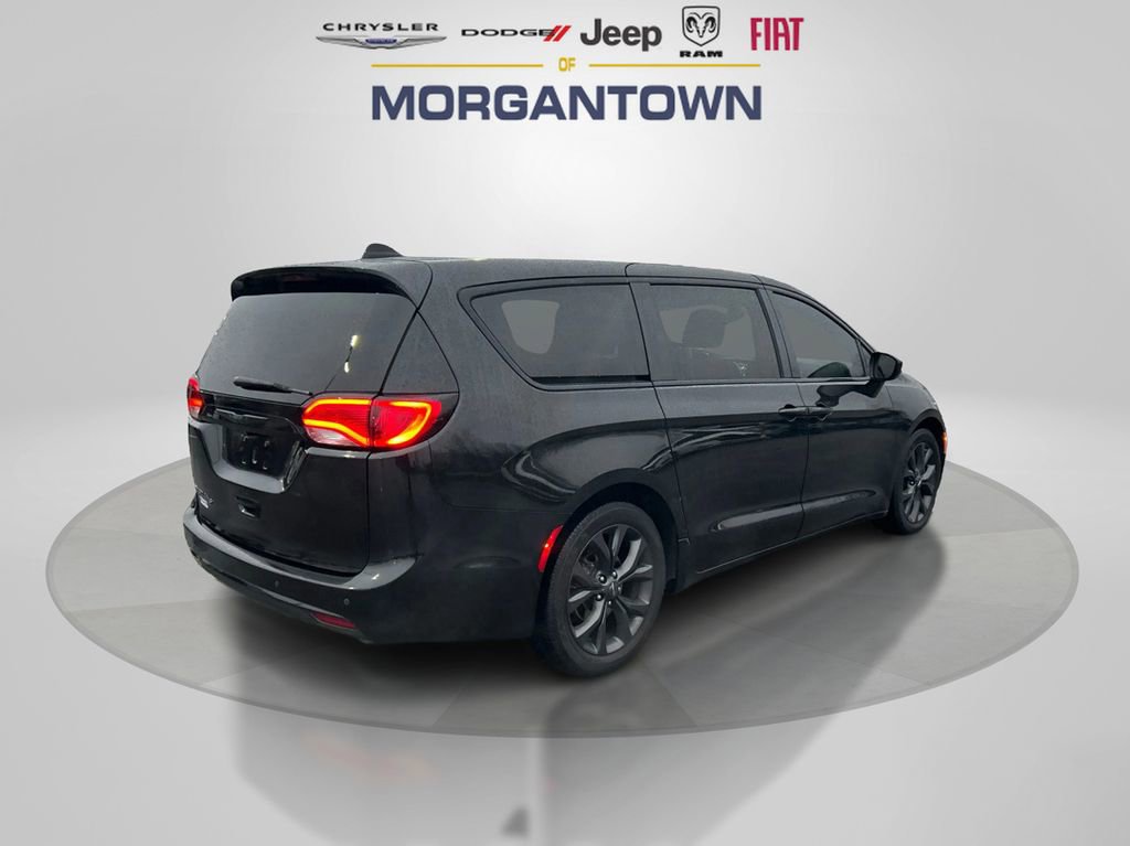 Used 2020 Chrysler Pacifica Touring w/ S Appearance Package image 5