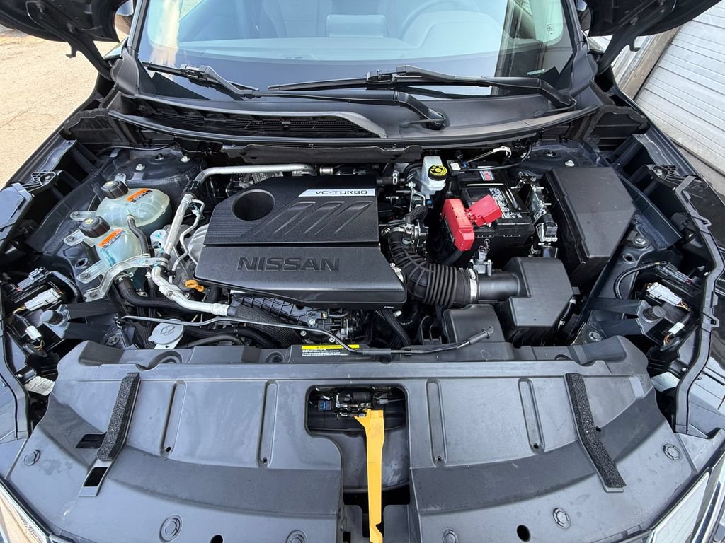 Used 2023 Nissan Rogue SV FWD image 25