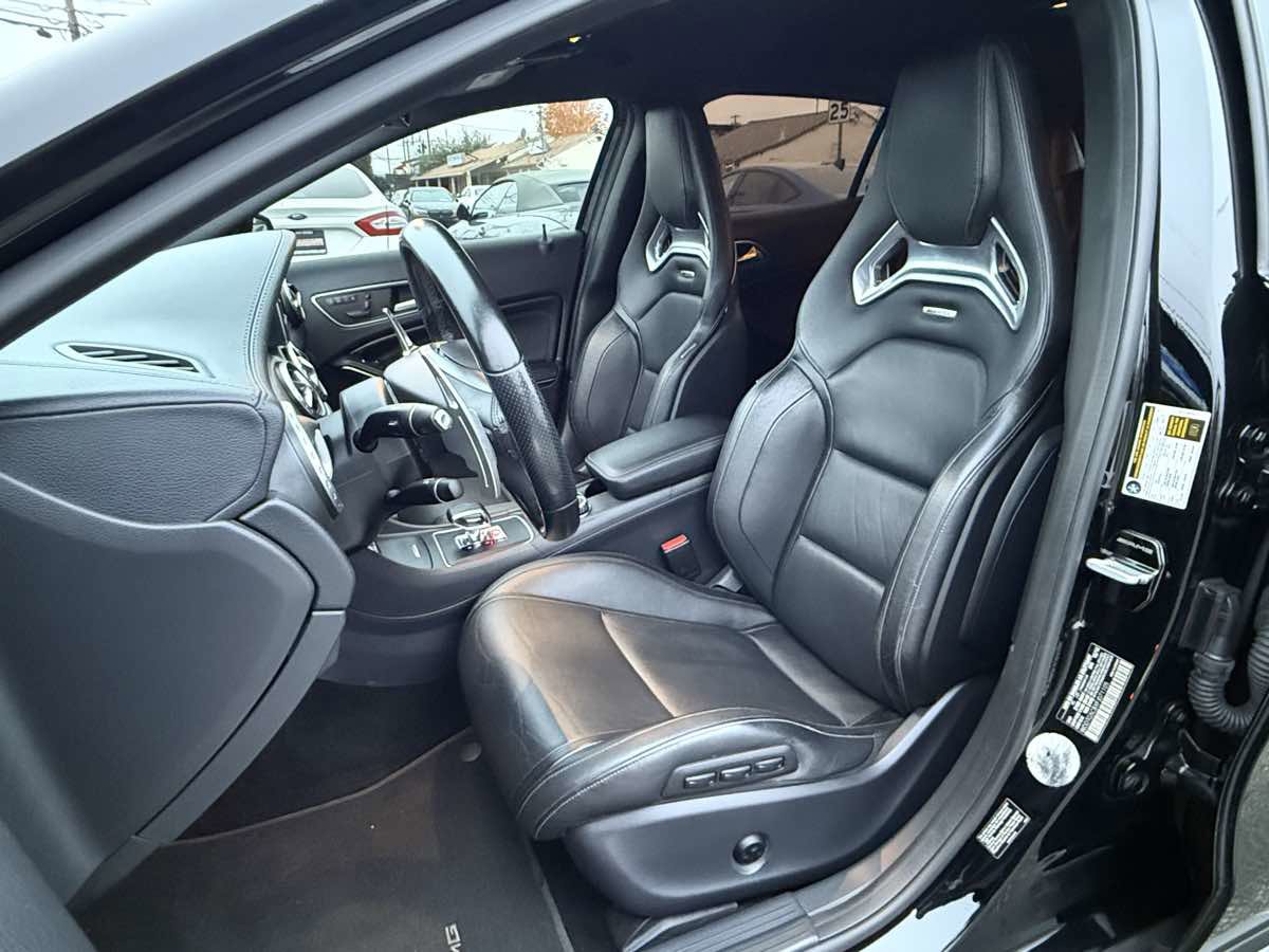 Used 2015 Mercedes-Benz GLA 45 AMG 4MATIC image 4