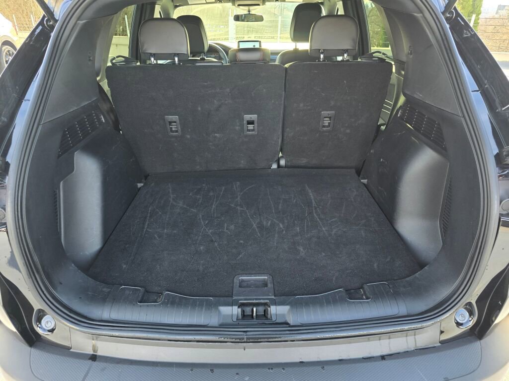 Used 2025 Ford Escape ST-Line image 13