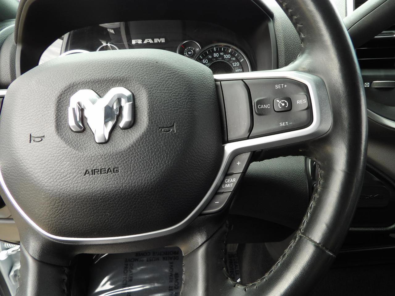 Used 2024 RAM 2500 Big Horn image 24