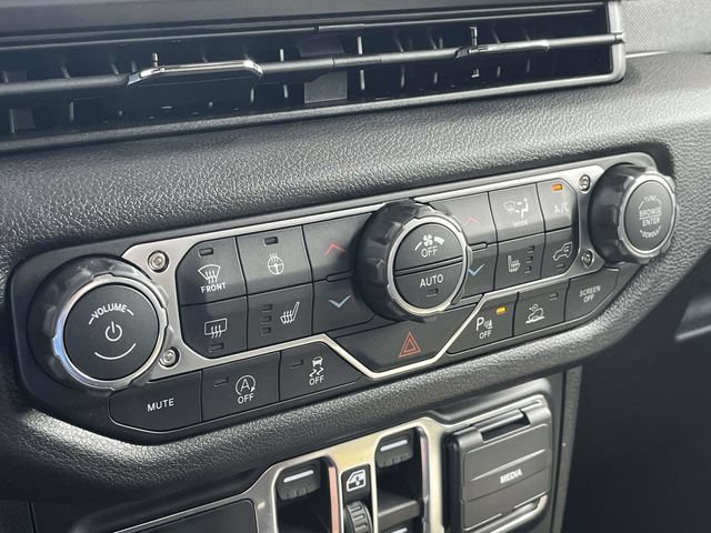 New 2026 Jeep Gladiator Sport AWD/4WD image 22