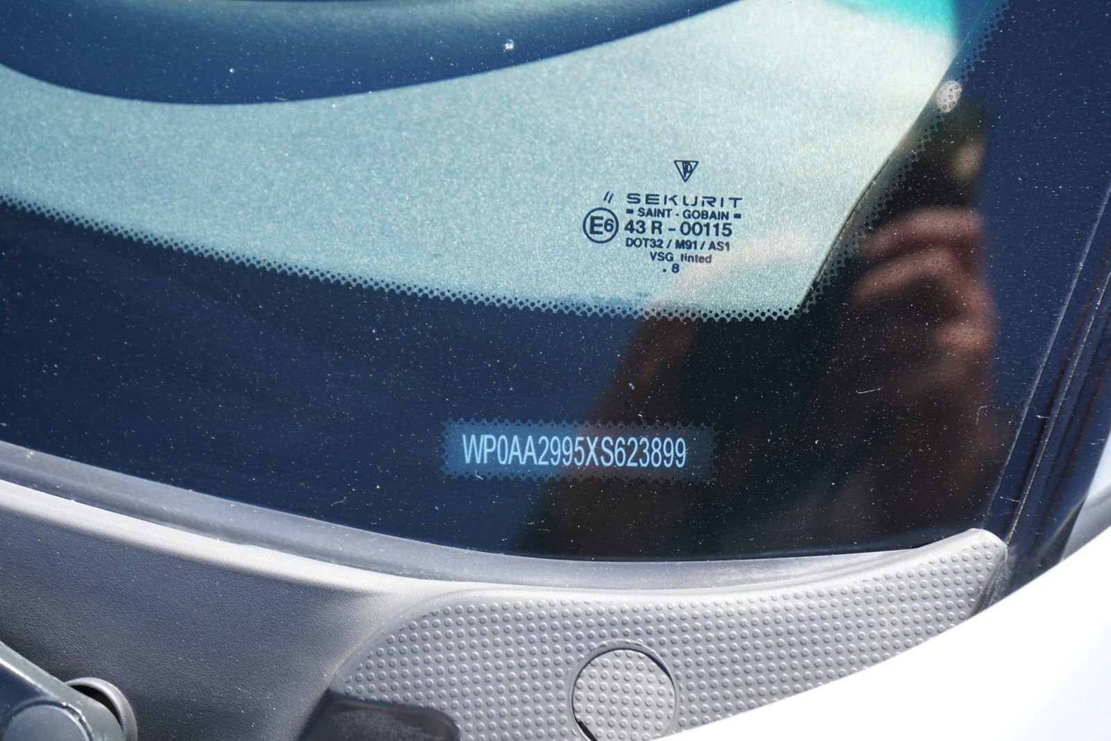 Used 1999 Porsche 911 GT3 RS image 19