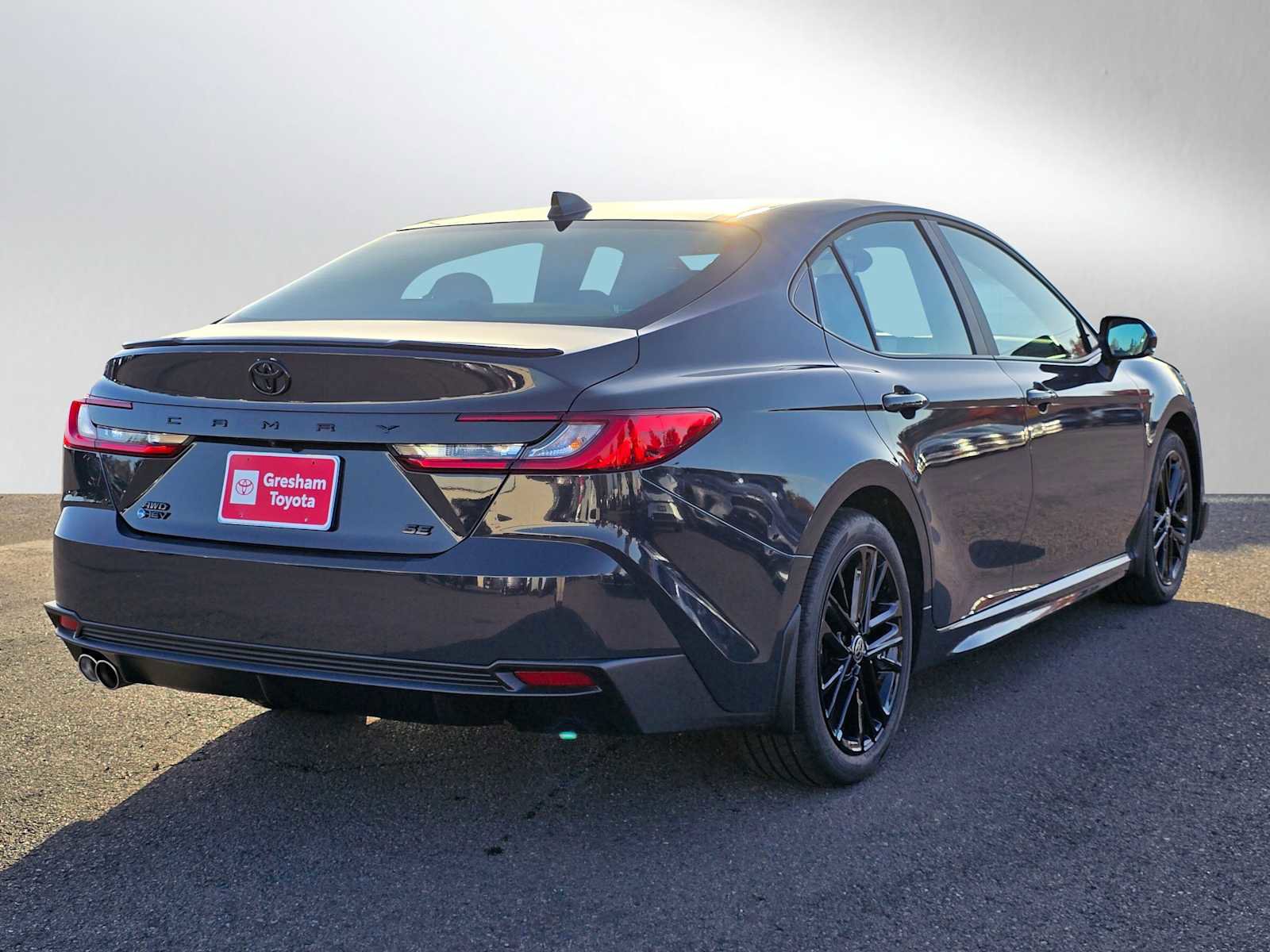 Certified 2025 Toyota Camry SE image 3