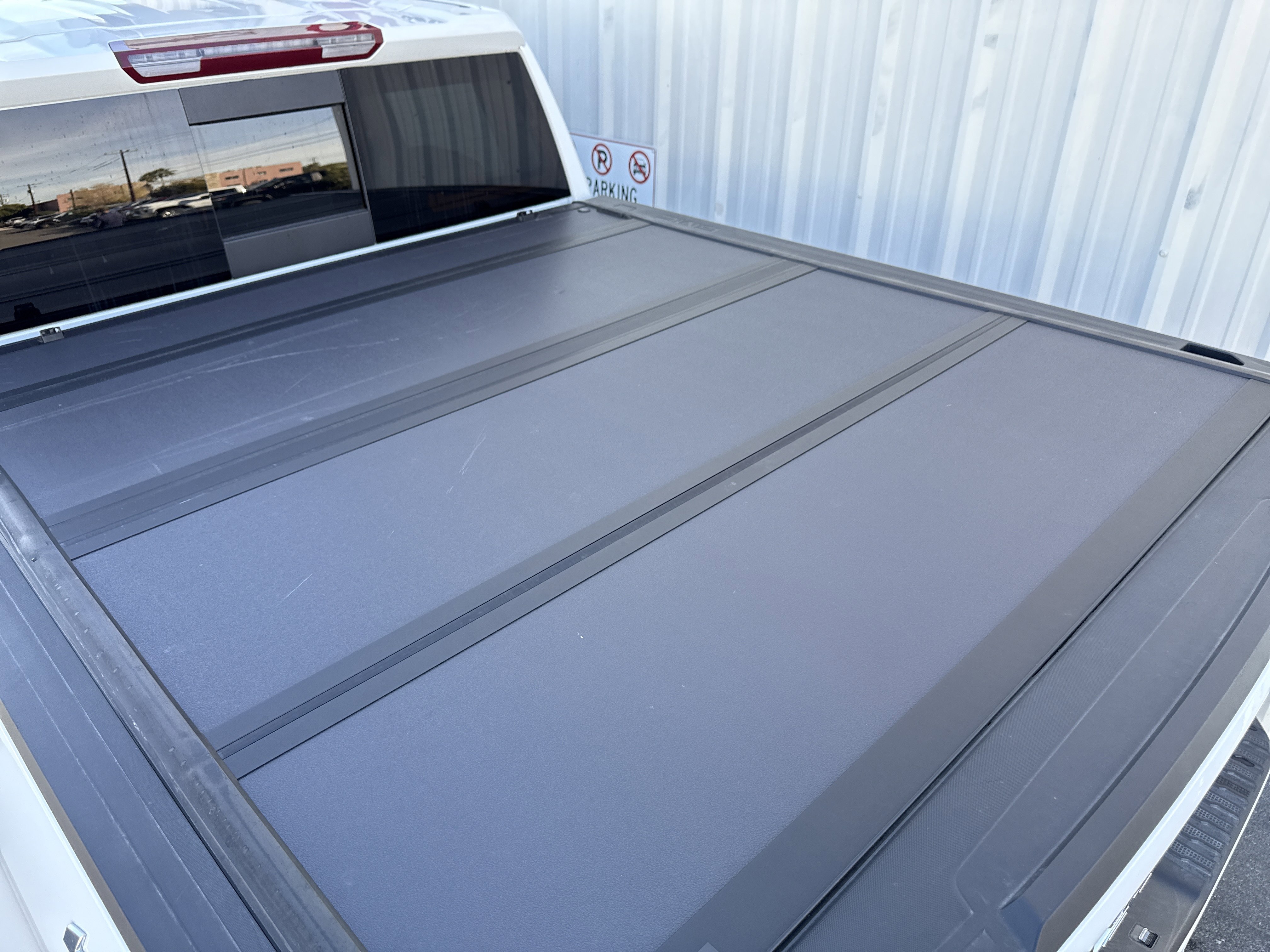 Used 2025 GMC Sierra 1500 Elevation w/ Elevation Premium Package image 9