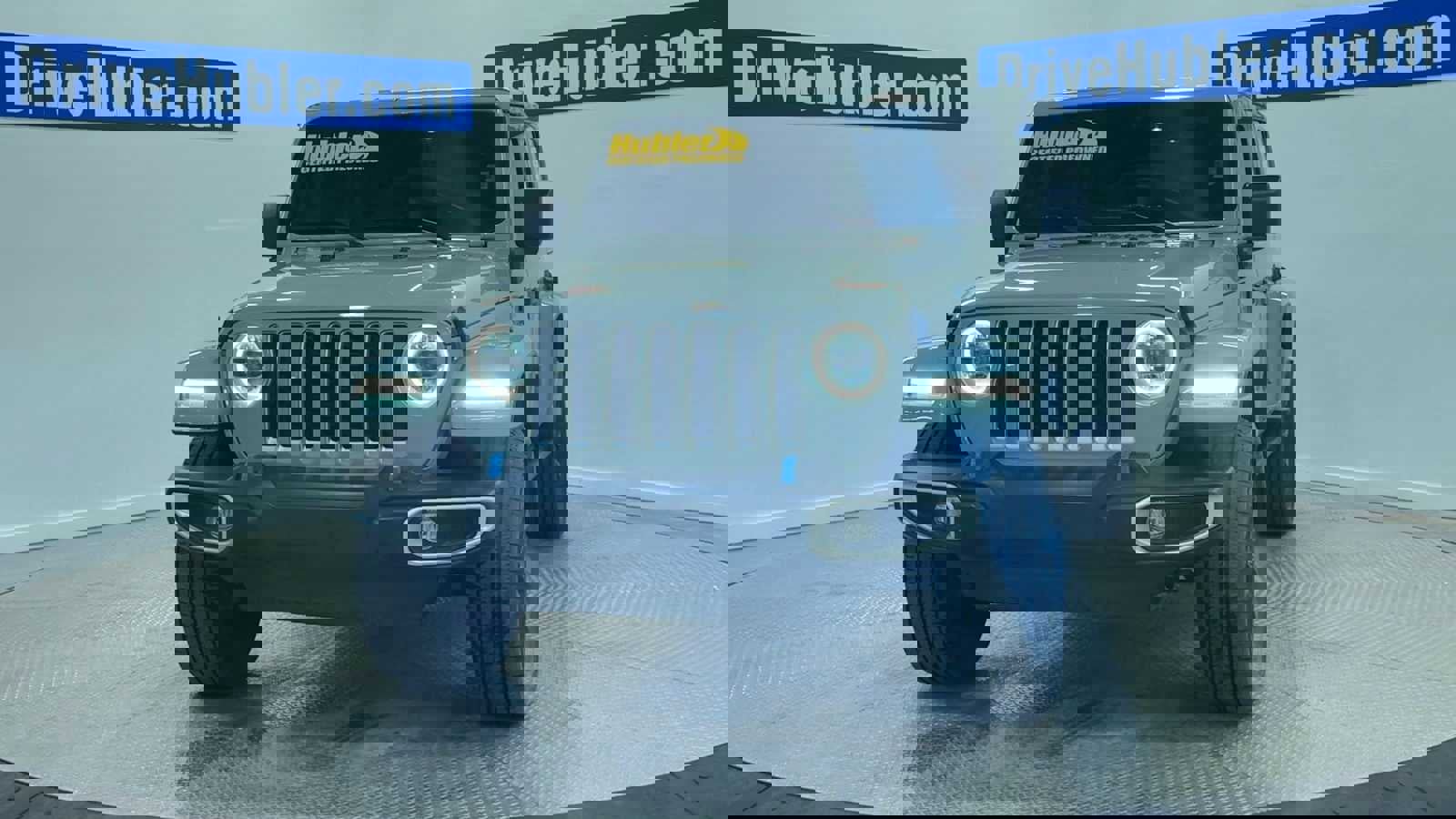 Used 2023 Jeep Wrangler Sahara w/ Cold Weather Group image 8