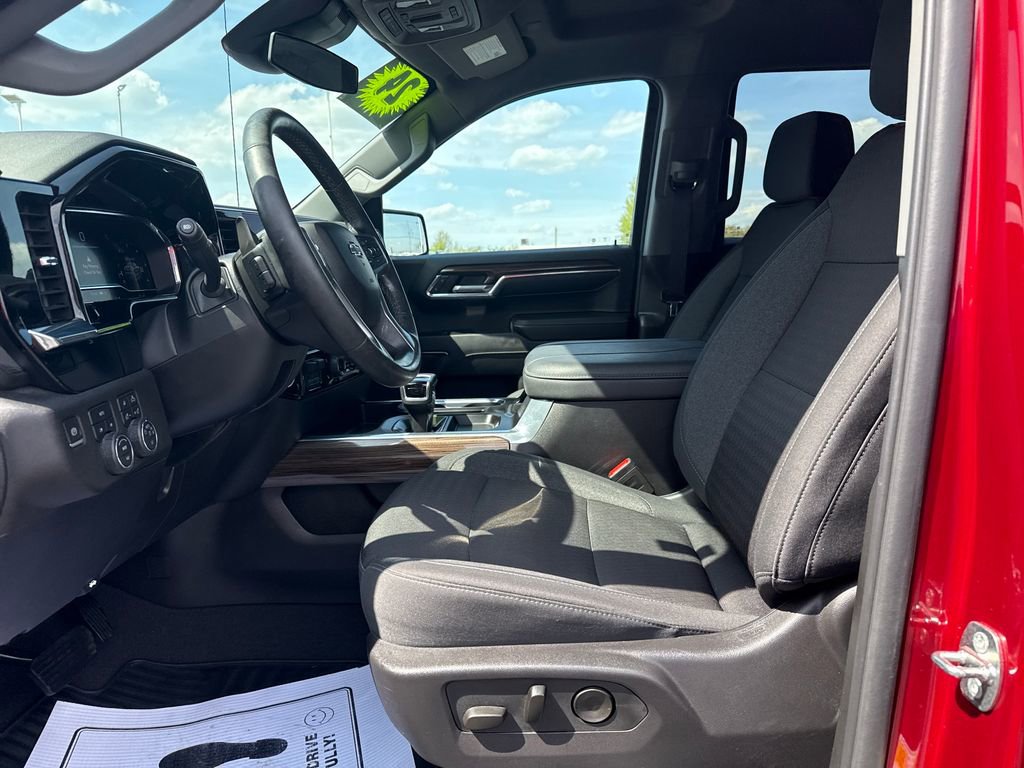 Used 2024 Chevrolet Silverado 1500 RST w/ Convenience Package II image 11