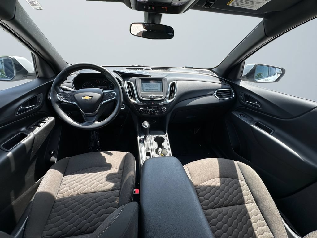 Used 2018 Chevrolet Equinox LT FWD image 10