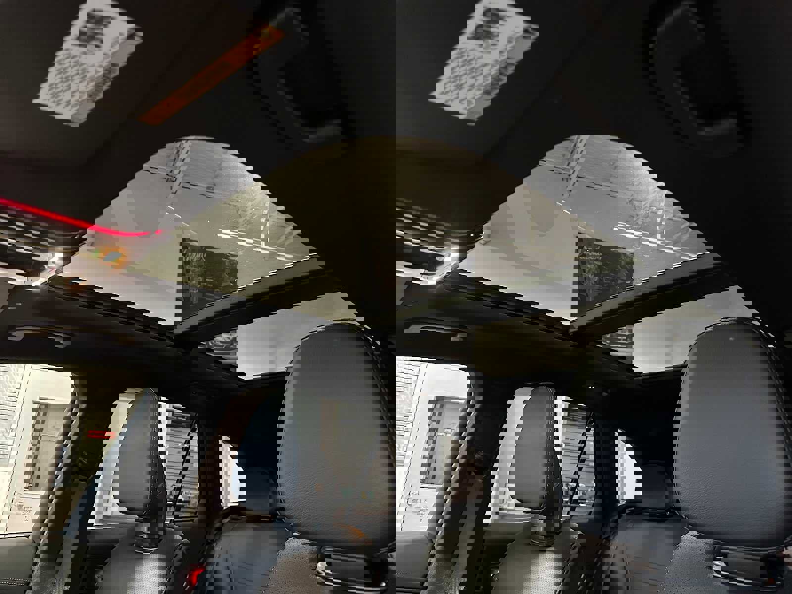 Used 2024 Mercedes-Benz GLC 300 4MATIC image 21