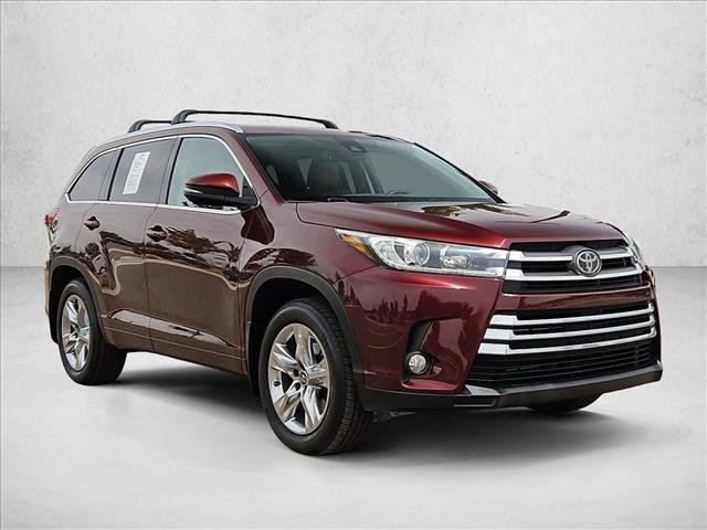 Used 2018 Toyota Highlander Limited AWD/4WD image 3