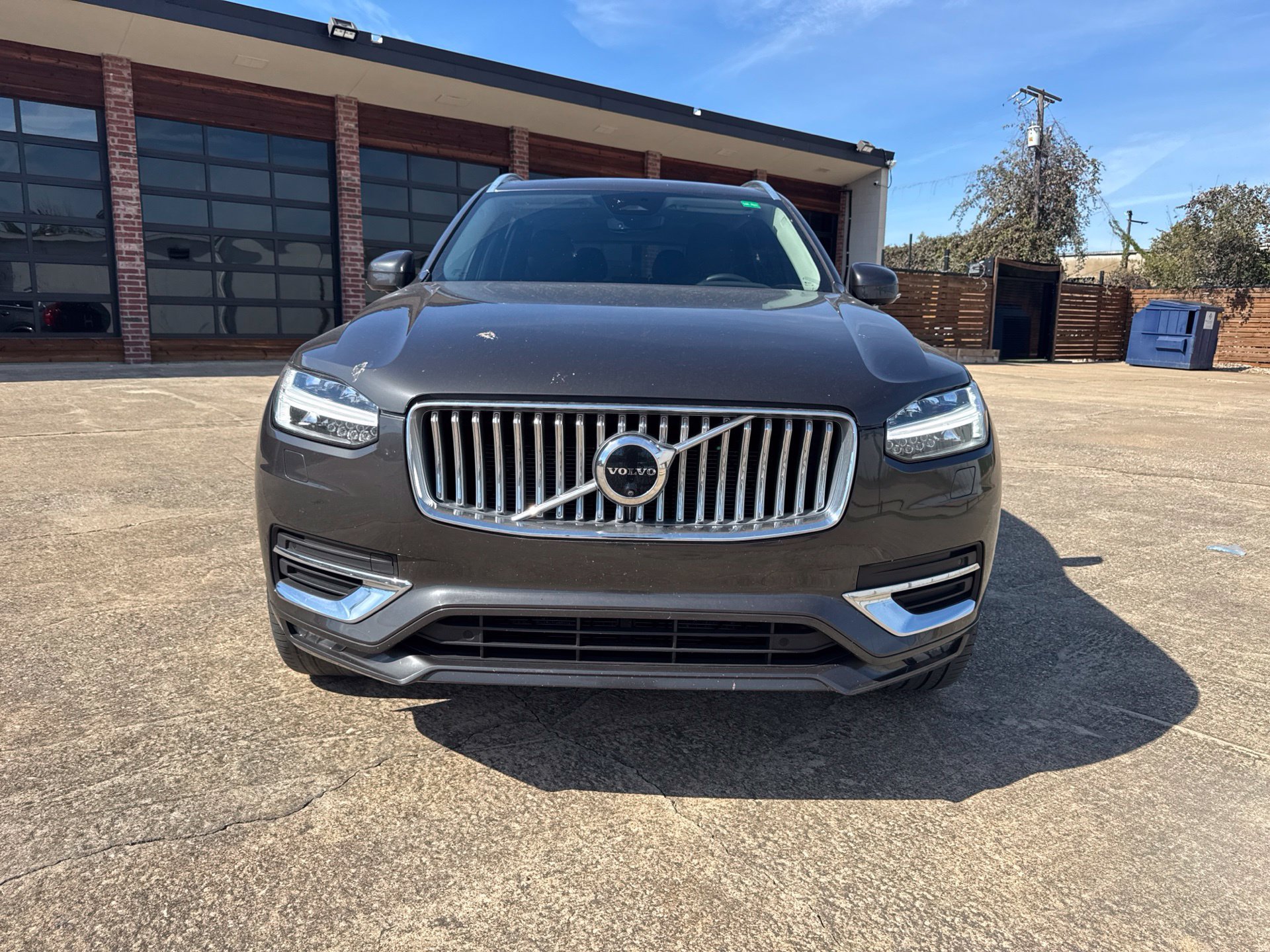 Used 2024 Volvo XC90 B5 Plus w/ Protection Package Premier AWD/4WD image 2