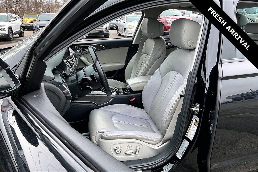 Used 2016 Audi S6 Prestige w/ Prestige Package image 20