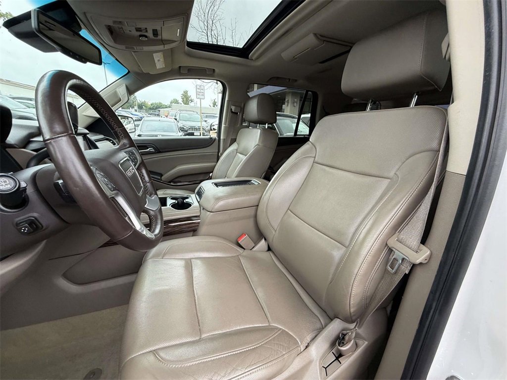 Used 2016 GMC Yukon SLT w/ Open Road Package image 22