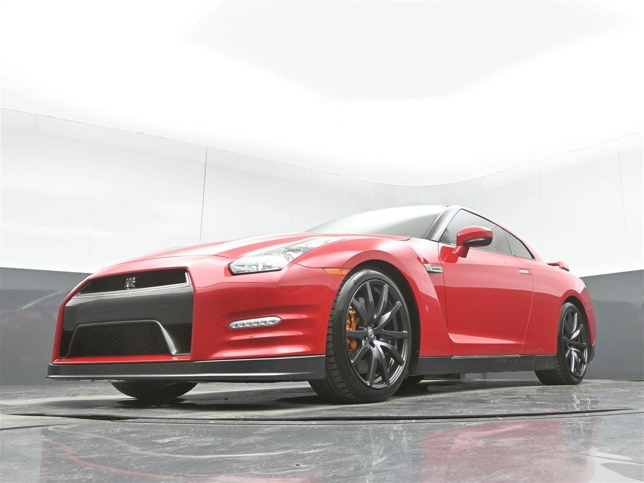 Used 2013 Nissan GT-R Premium AWD/4WD image 28