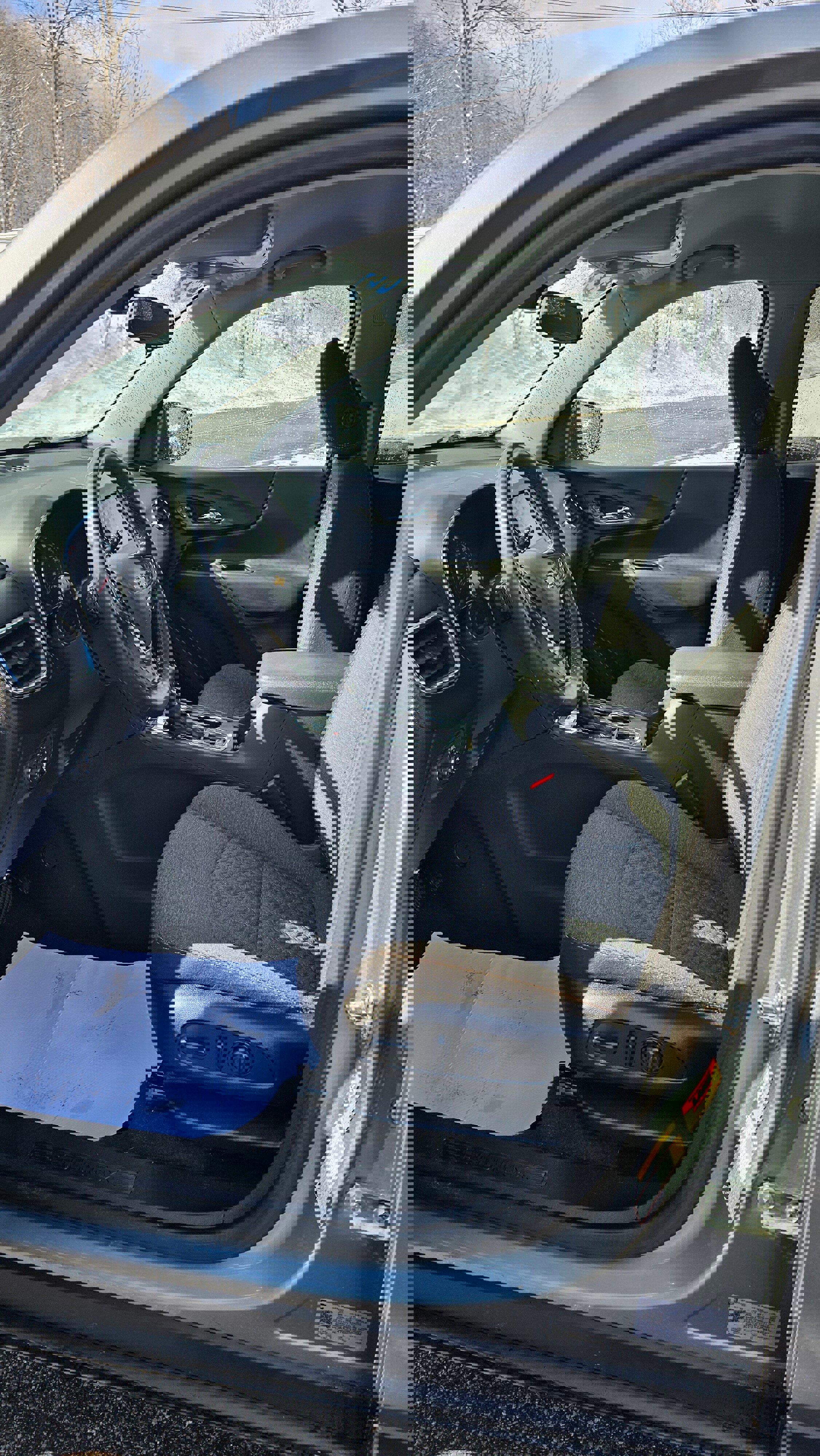 Used 2023 Chevrolet Equinox LT w/ Driver Convenience Package image 24