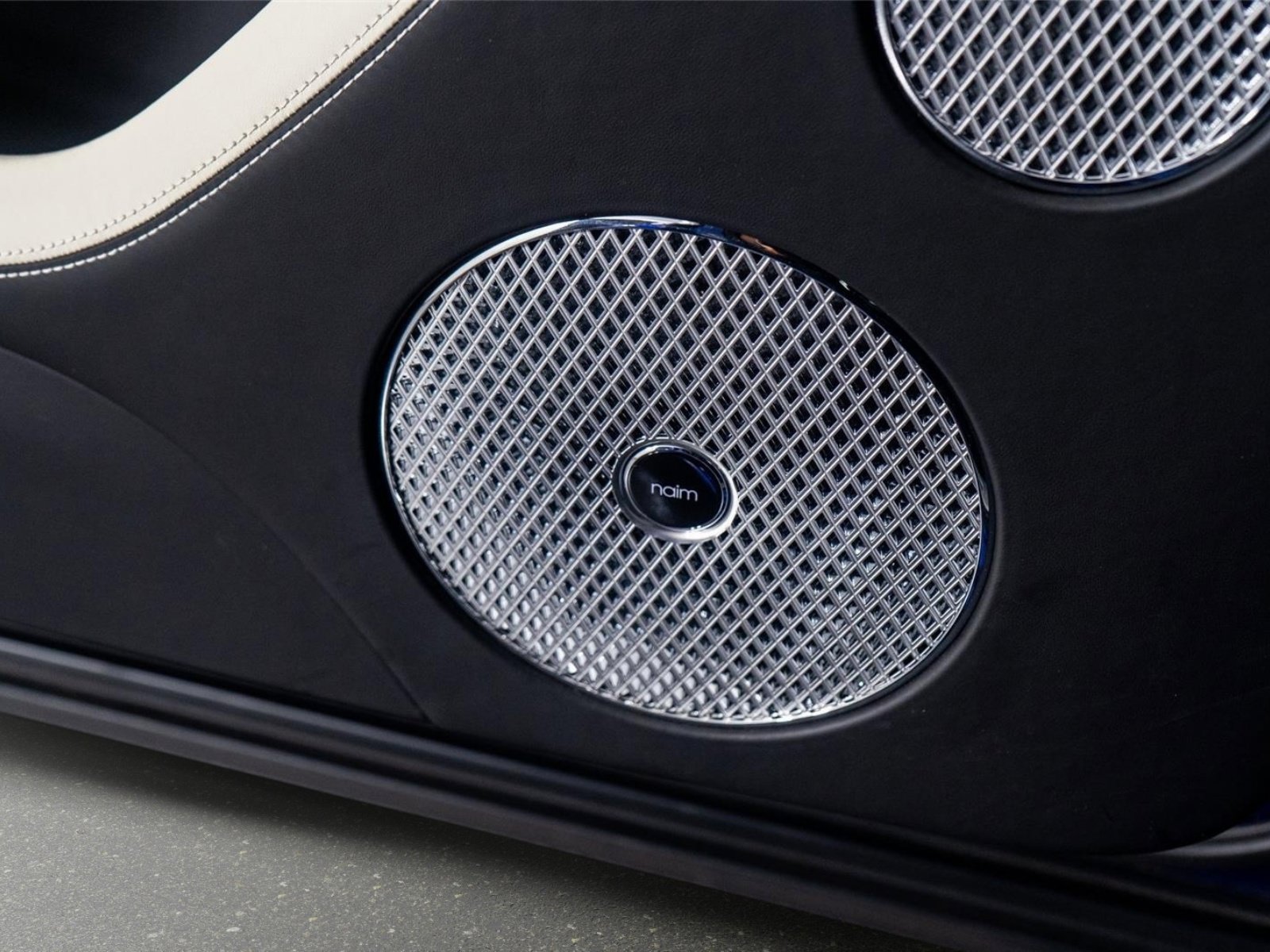 Used 2022 Bentley Bentayga Speed image 50