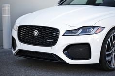New 2024 Jaguar XF R-Dynamic SE AWD/4WD image 24
