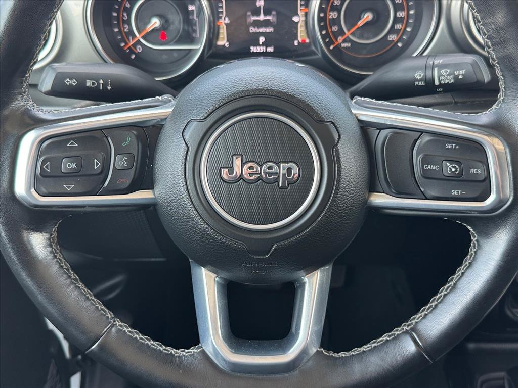 Used 2022 Jeep Gladiator Overland w/ Cold Weather Group AWD/4WD image 13