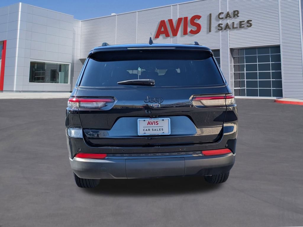 Used 2024 Jeep Grand Cherokee L Laredo image 7
