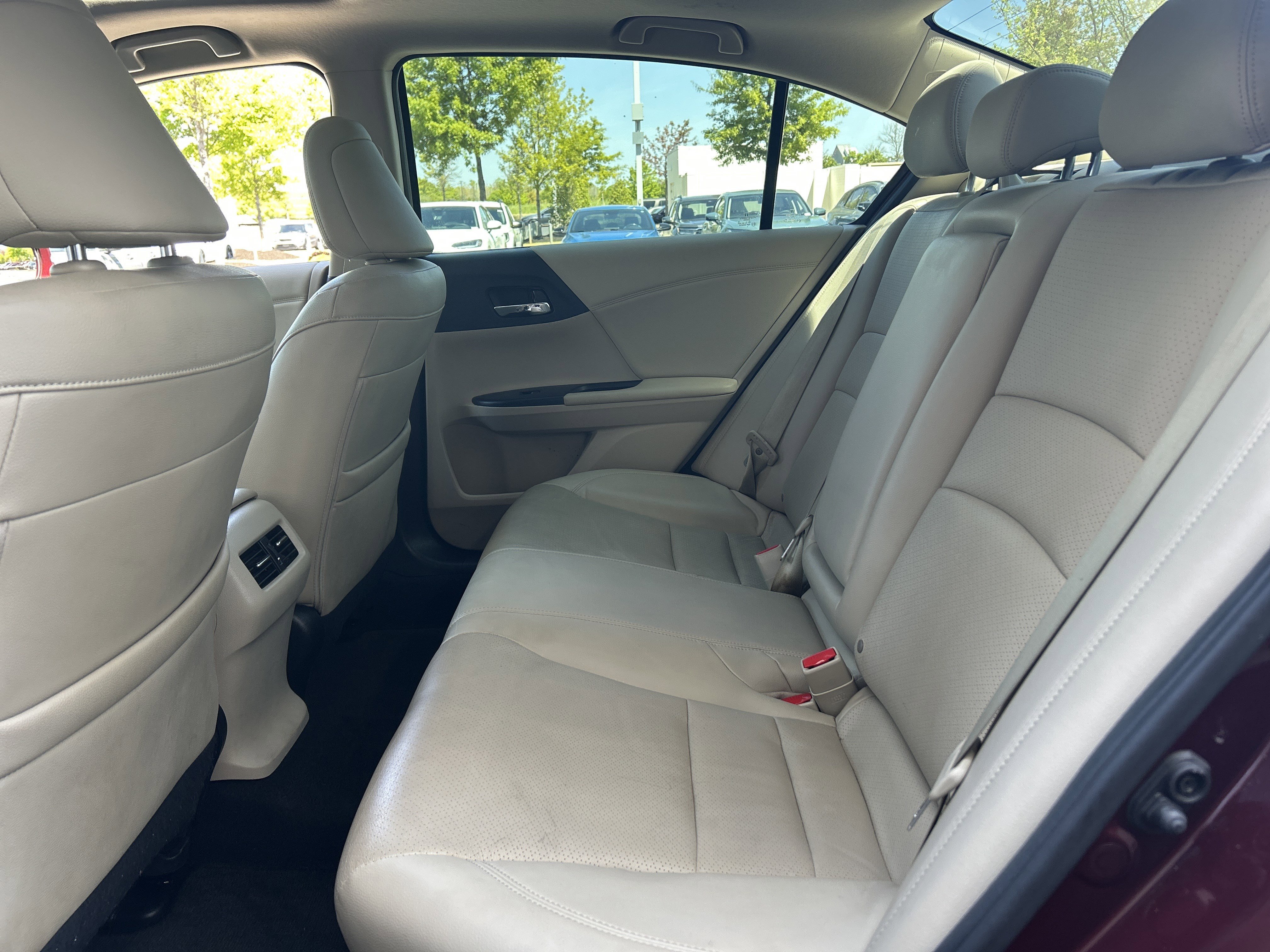 Used 2017 Honda Accord EX-L image 26