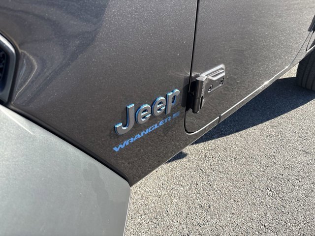 Used 2025 Jeep Wrangler Sport S w/ Convenience Group image 24