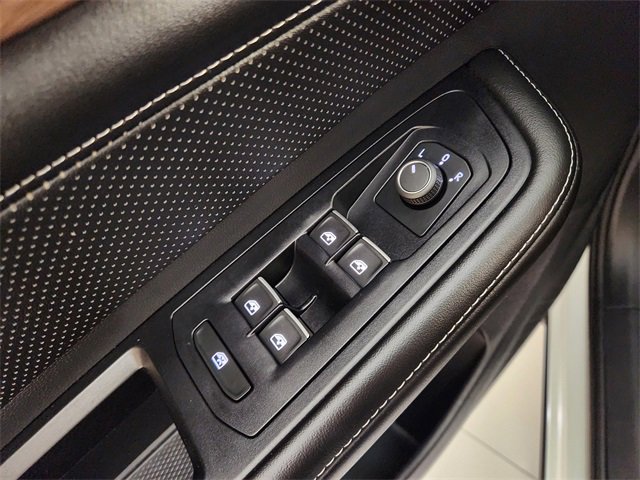 Used 2024 Volkswagen Atlas SE w/ Black Wheel Package image 22