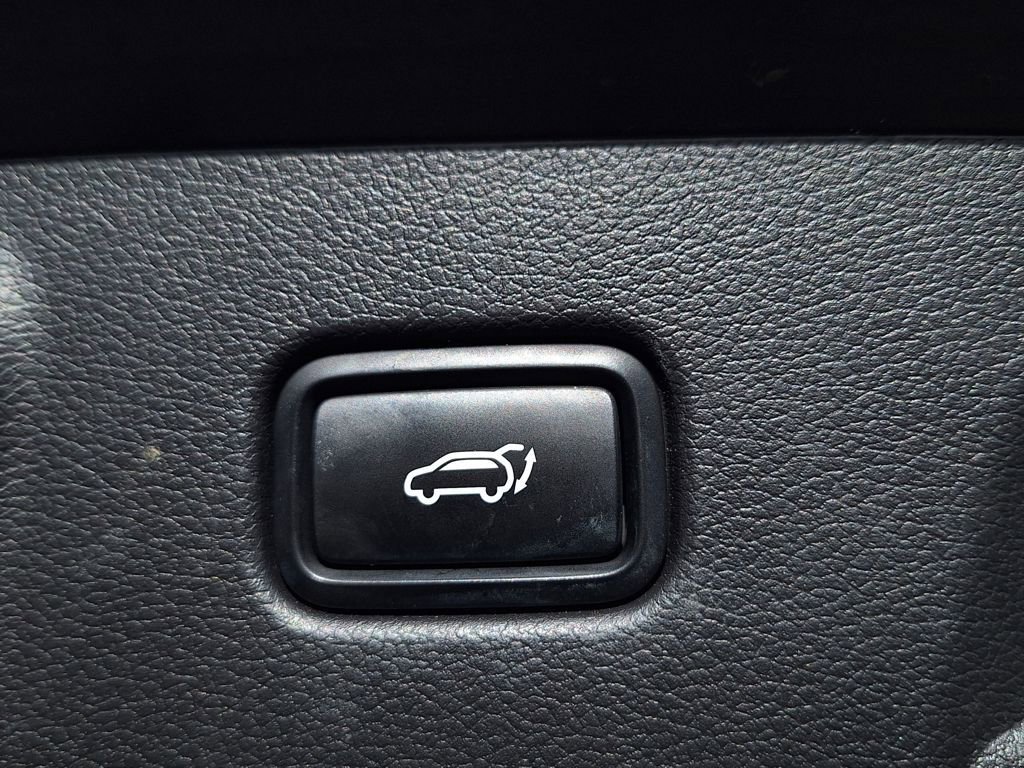 Used 2021 Hyundai Palisade Limited w/ Cargo Package image 30