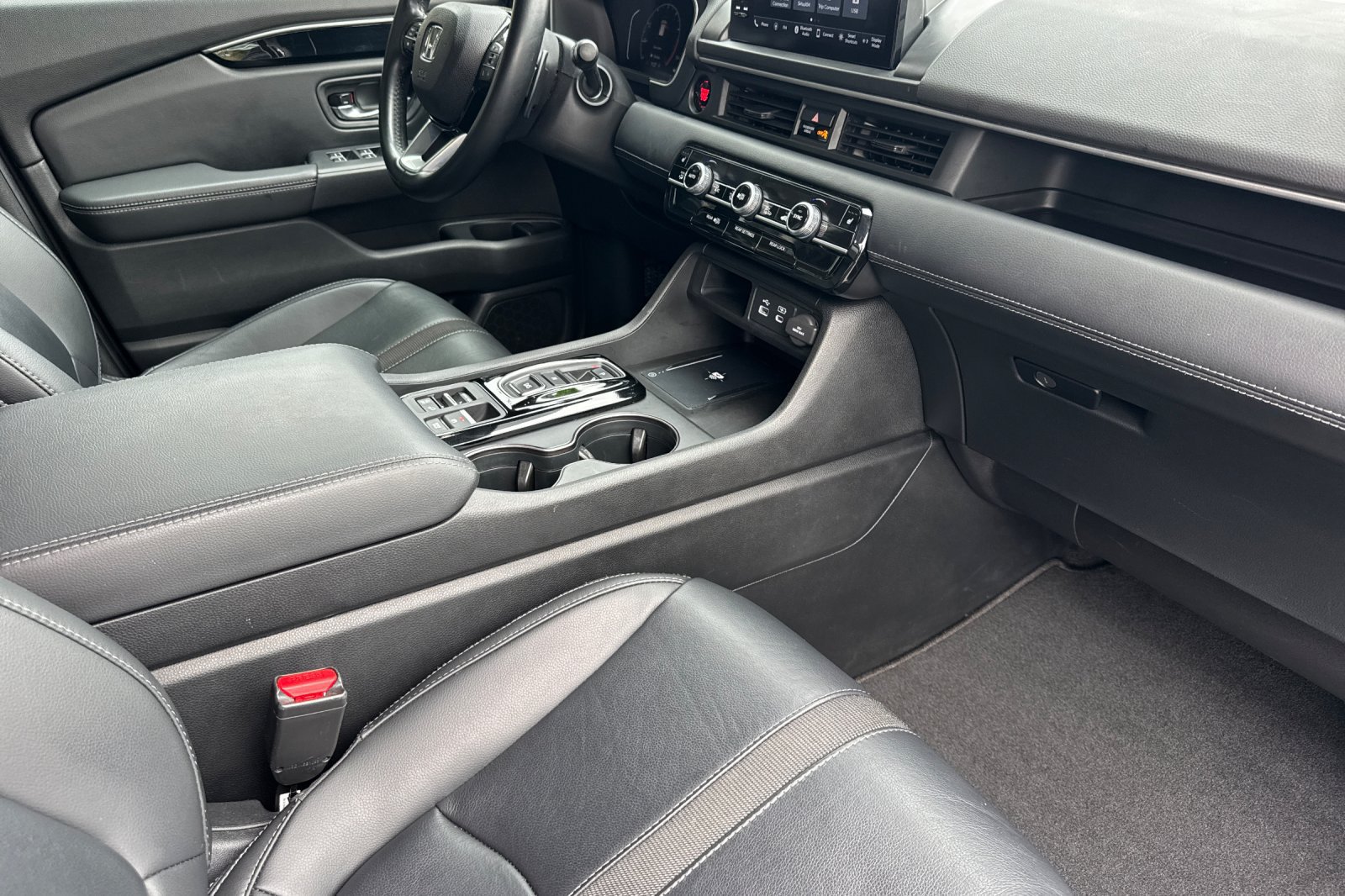 Used 2024 Honda Pilot EX-L image 14