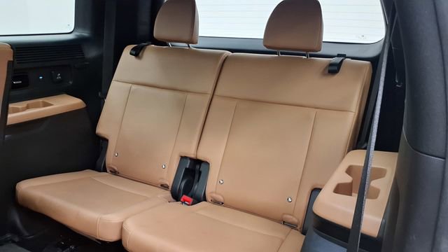 Used 2024 Hyundai Santa Fe Limited image 21