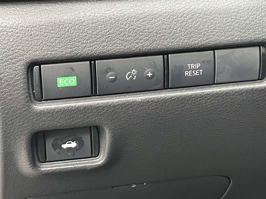 Used 2025 Nissan Sentra S image 16