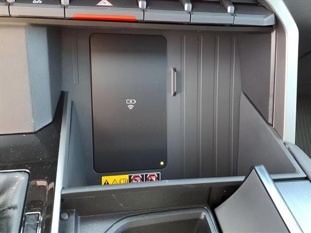 New 2026 Toyota Sequoia Platinum AWD/4WD image 17