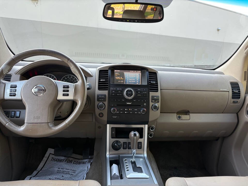 Used 2011 Nissan Pathfinder Silver w/ Protection Pkg image 11