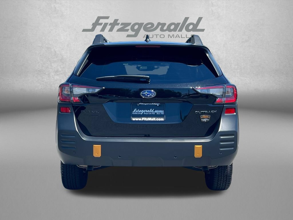 Used 2025 Subaru Outback Wilderness AWD/4WD image 7