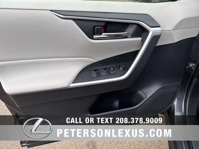 Used 2024 Toyota RAV4 XLE image 19
