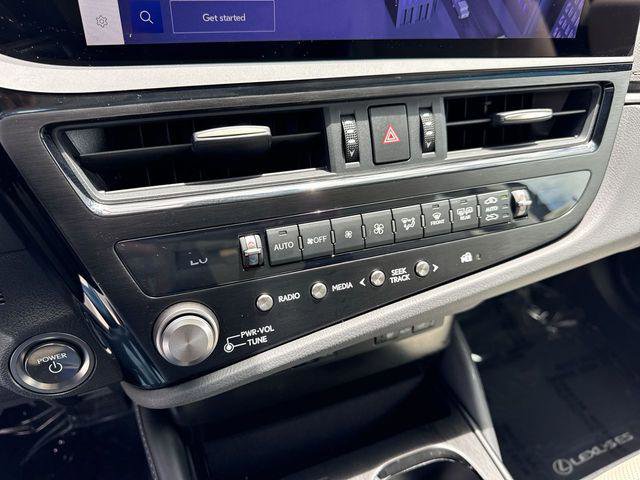 Certified 2024 Lexus ES 300h w/ Premium Package FWD image 19